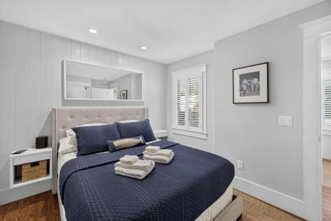 32 Bradford Street Provincetown MA 02657
