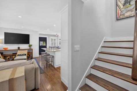 32 Bradford Street Provincetown MA 02657