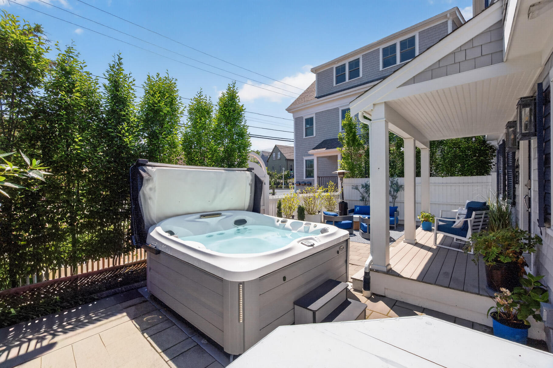 32 Bradford Street Provincetown MA 02657