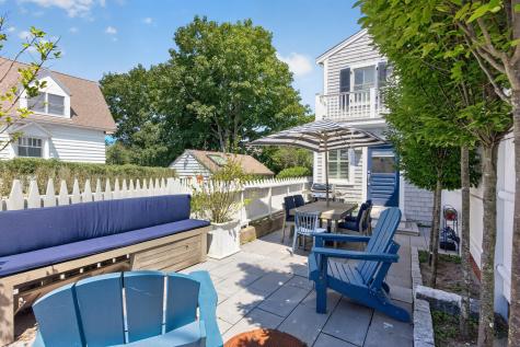 32 Bradford Street Provincetown MA 02657