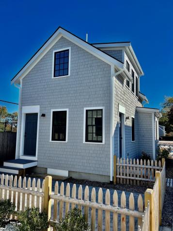 286a Bradford Street Provincetown MA 02657