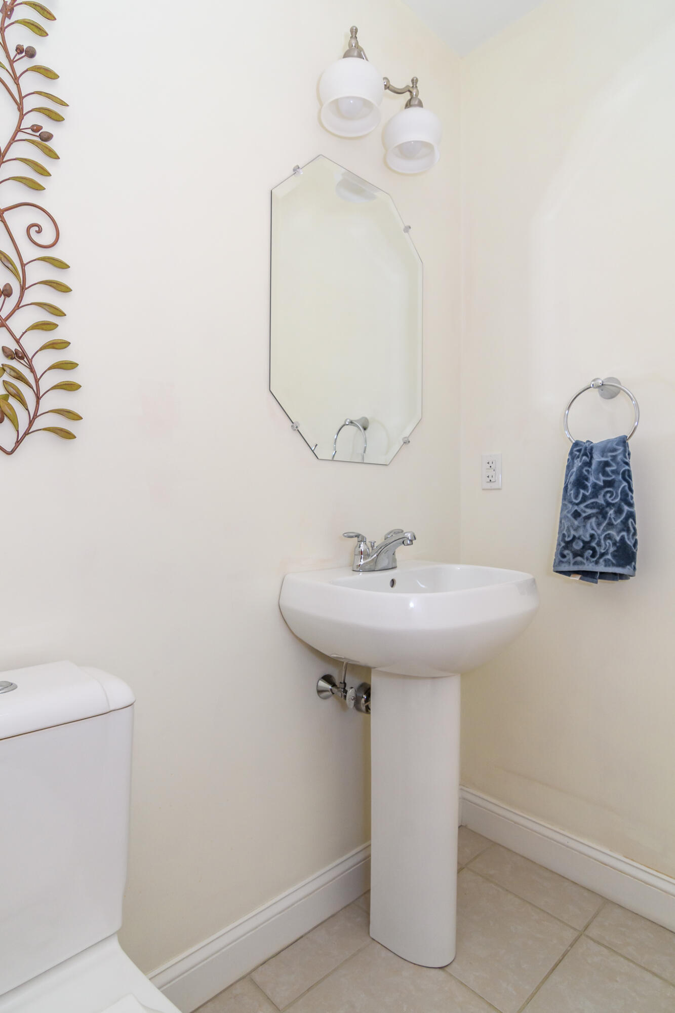 2 Candleberry Court Bourne MA 02532