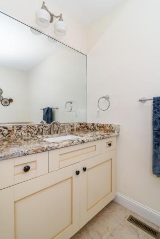 2 Candleberry Court Bourne MA 02532