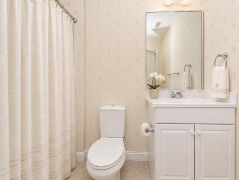 2 Candleberry Court Bourne MA 02532