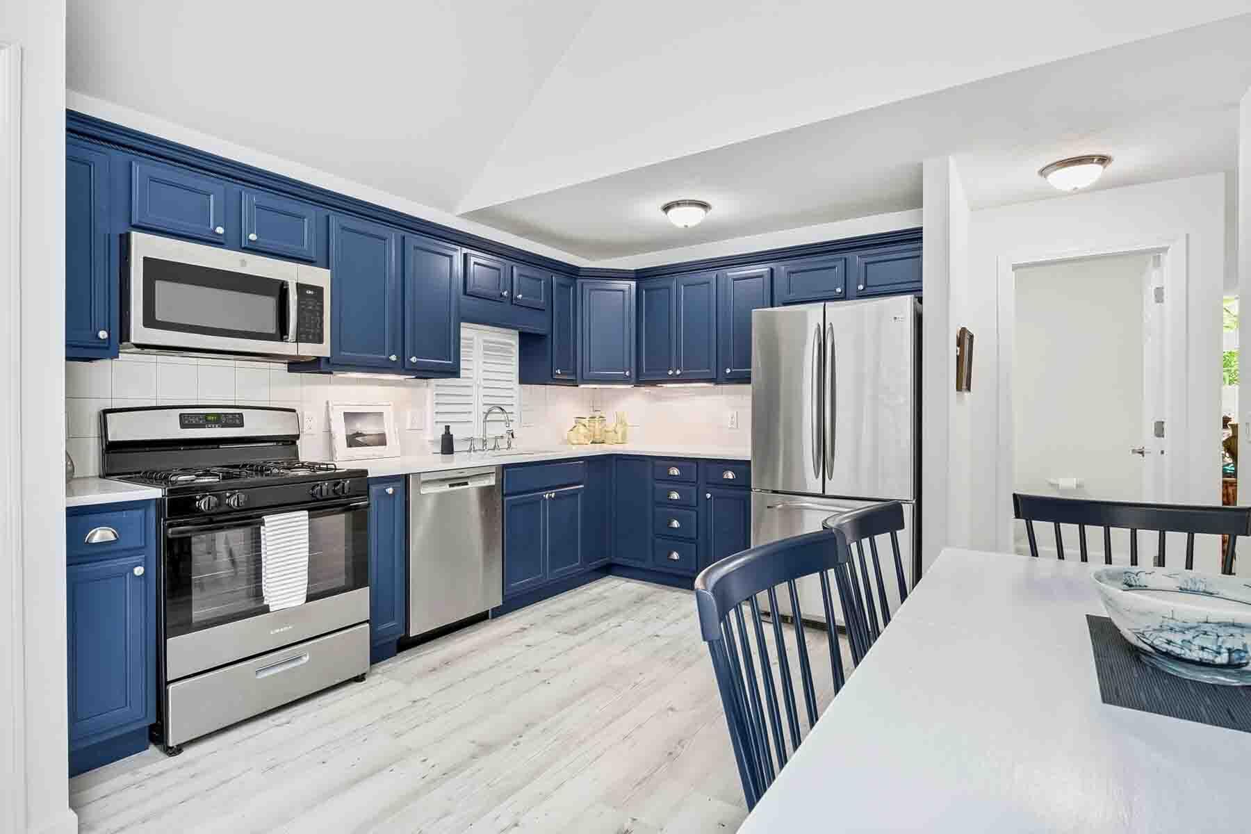 16 Gold Leaf Lane Mashpee MA 02649