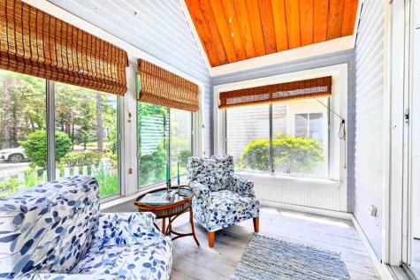 16 Gold Leaf Lane Mashpee MA 02649