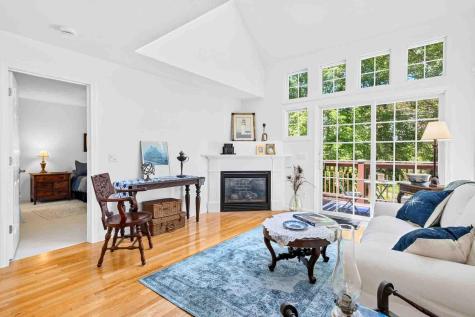 16 Gold Leaf Lane Mashpee MA 02649