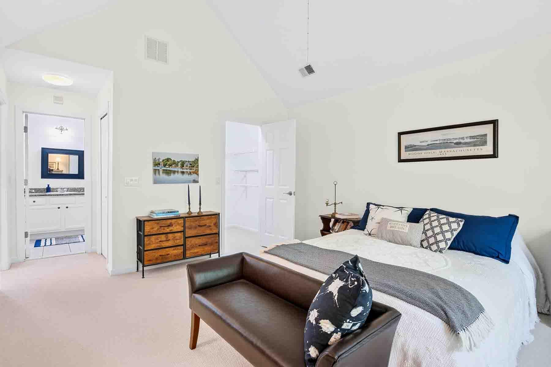 16 Gold Leaf Lane Mashpee MA 02649