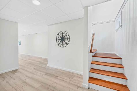16 Gold Leaf Lane Mashpee MA 02649