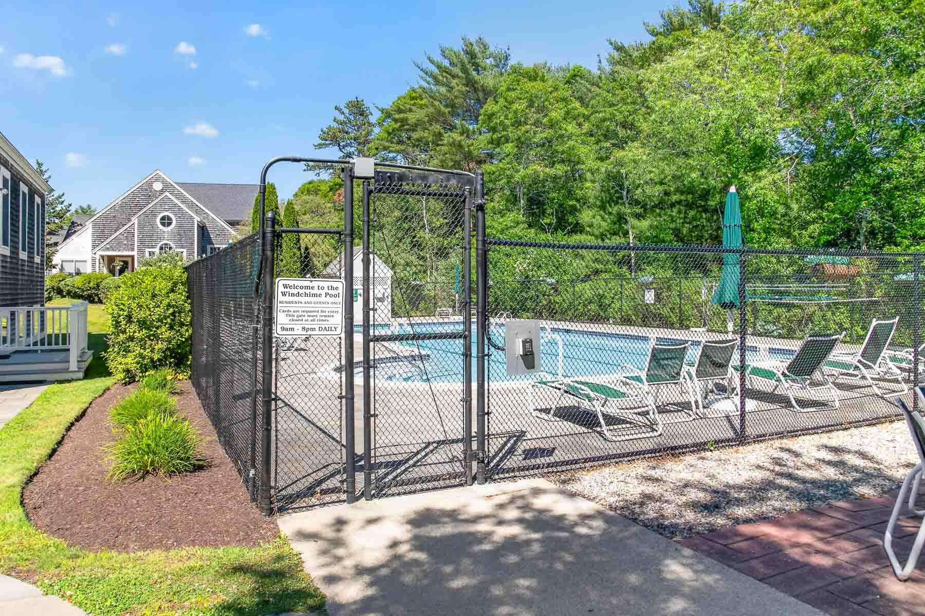 16 Gold Leaf Lane Mashpee MA 02649