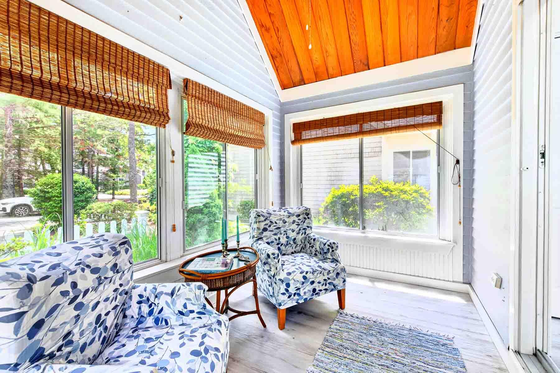 16 Gold Leaf Lane Mashpee MA 02649