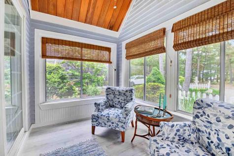 16 Gold Leaf Lane Mashpee MA 02649