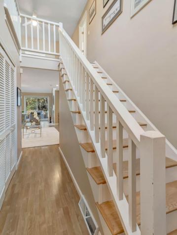 10 Kettle Lane Mashpee MA 02649