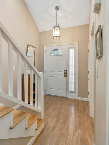 10 Kettle Lane Mashpee MA 02649