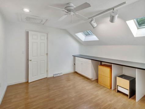 10 Kettle Lane Mashpee MA 02649