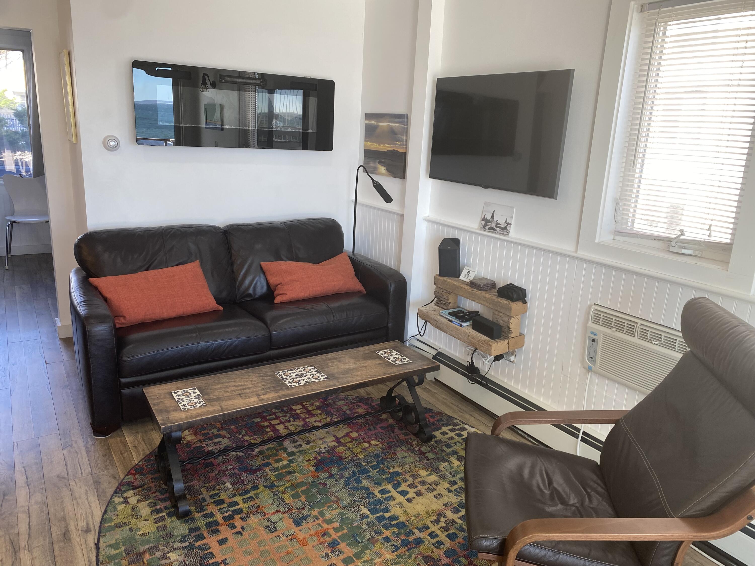 495 Commercial Street Provincetown MA 02657