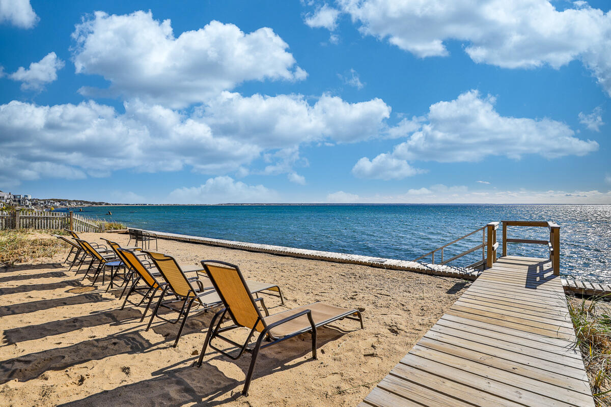 495 Commercial Street Provincetown MA 02657