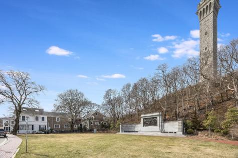 104 Bradford Street Provincetown MA 02657