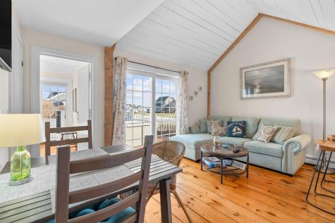 6 Hammock Pond Road Mashpee MA 02649