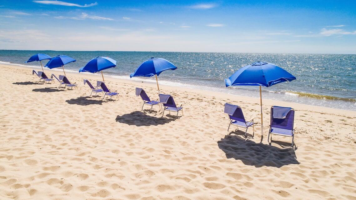 6 Hammock Pond Road Mashpee MA 02649