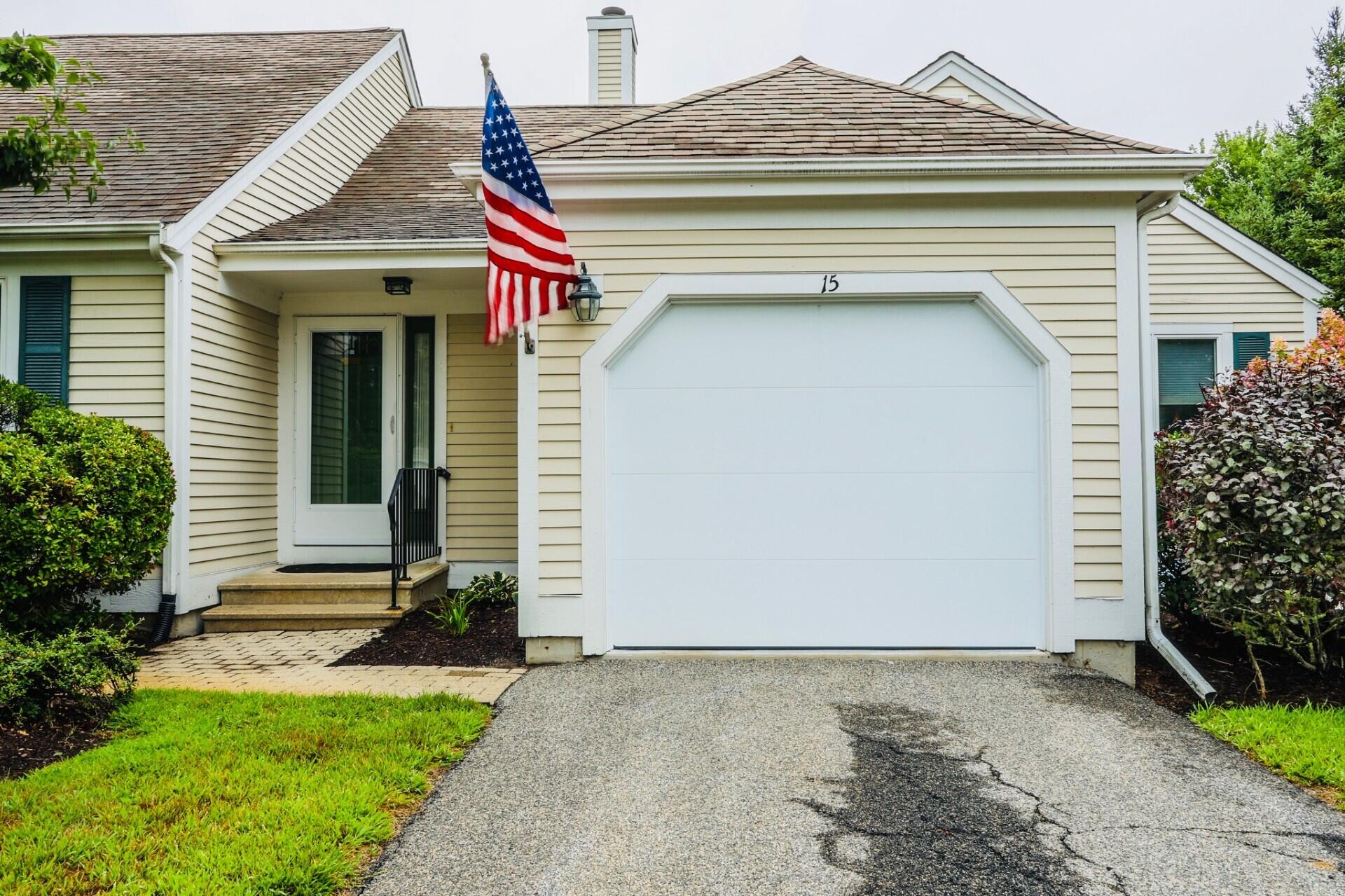 15 Classic Circle Mashpee MA 02649