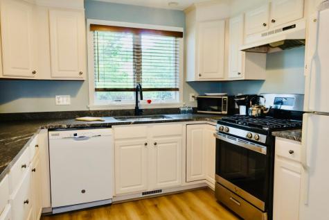15 Classic Circle Mashpee MA 02649