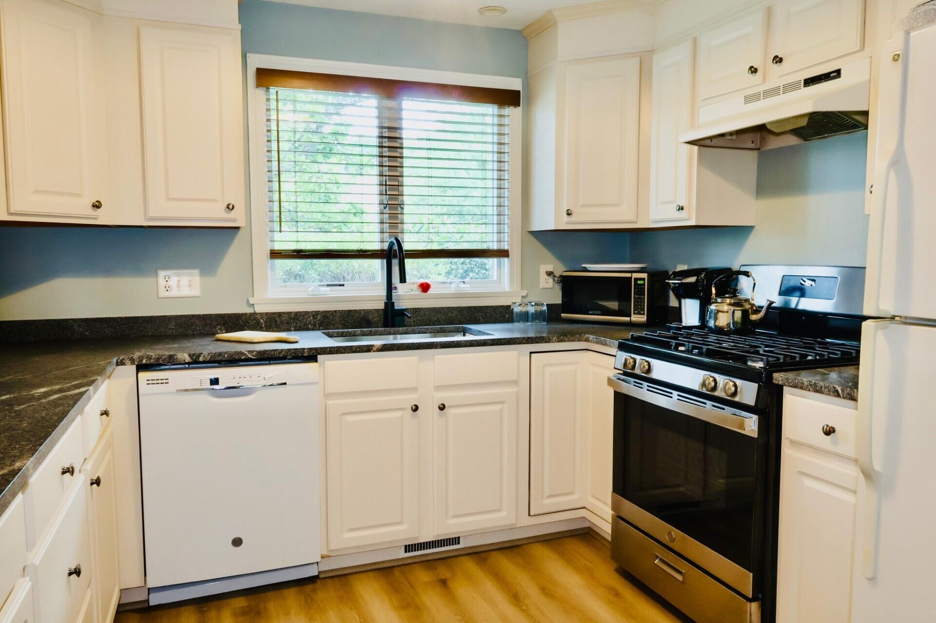15 Classic Circle Mashpee MA 02649