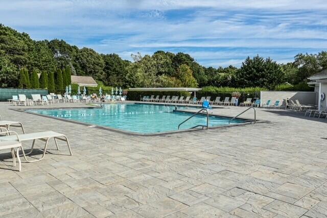 15 Classic Circle Mashpee MA 02649