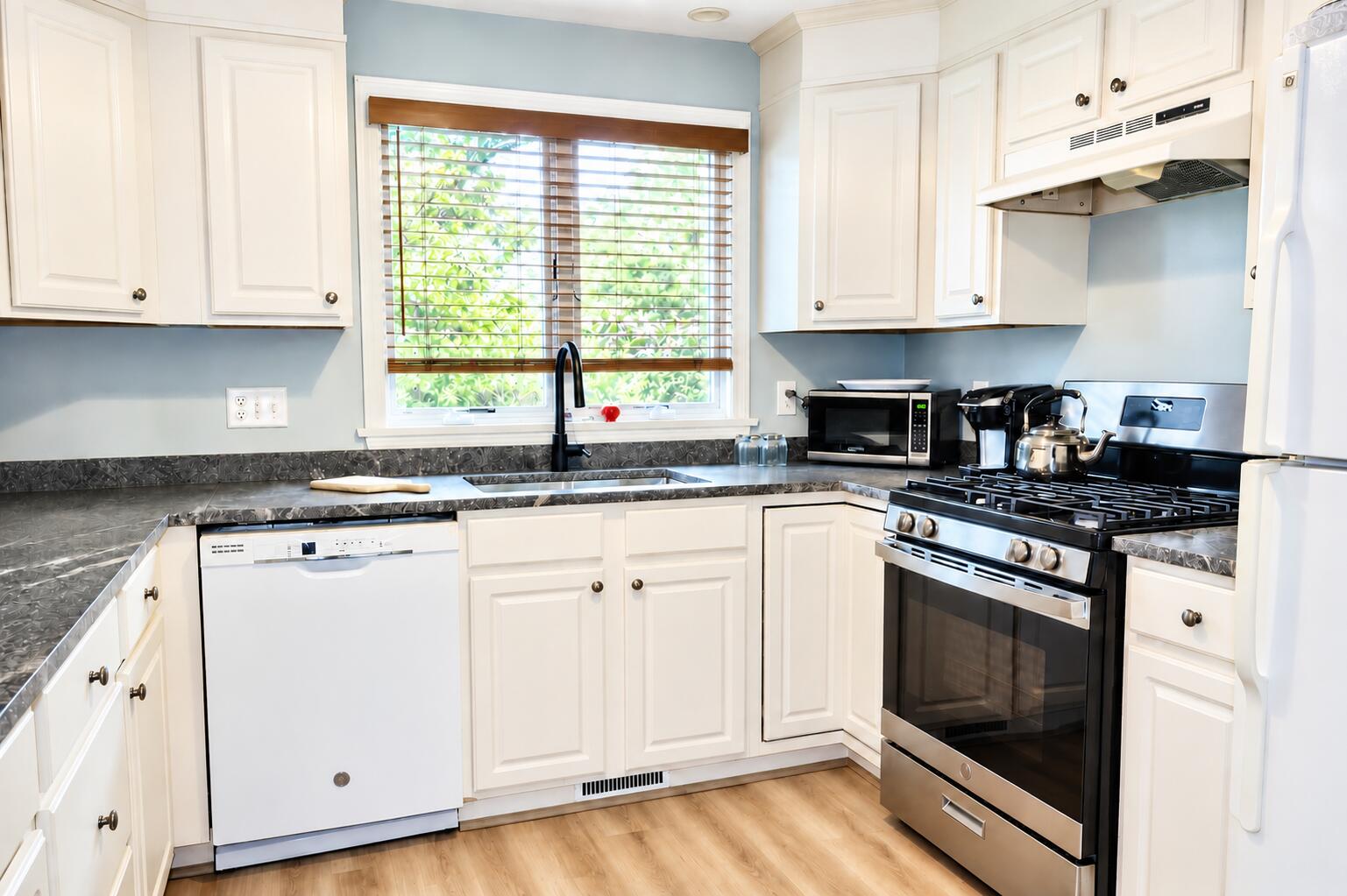 15 Classic Circle Mashpee MA 02649