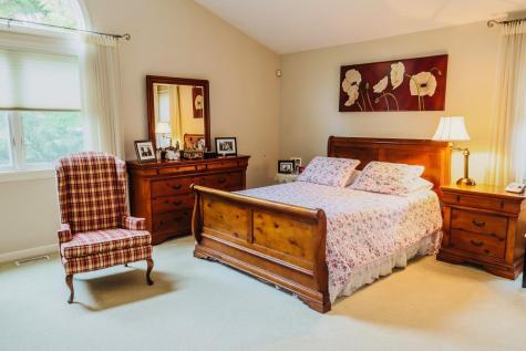 15 Classic Circle Mashpee MA 02649