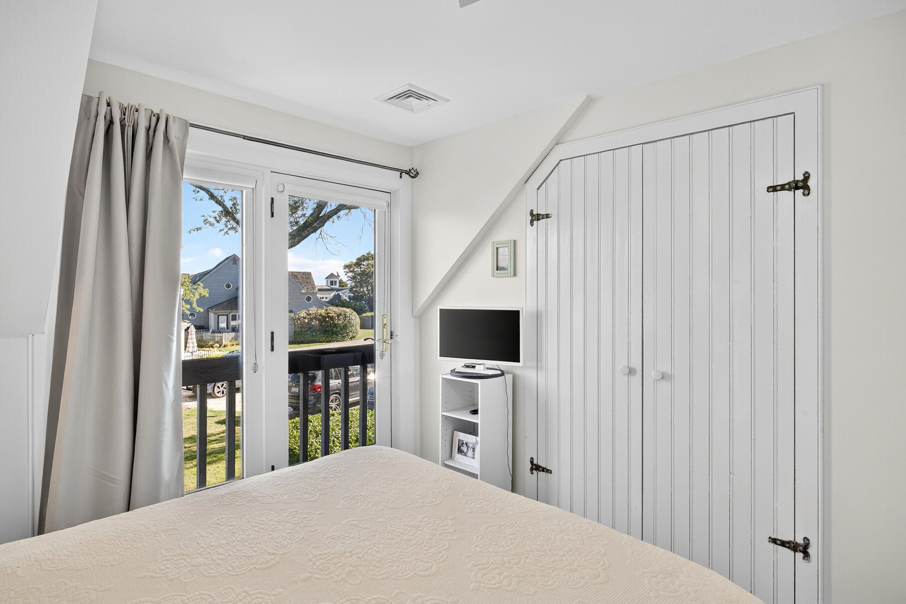 33 Landmark Avenue MA 02649