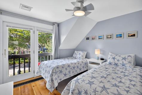 33 Landmark Avenue Mashpee MA 02649