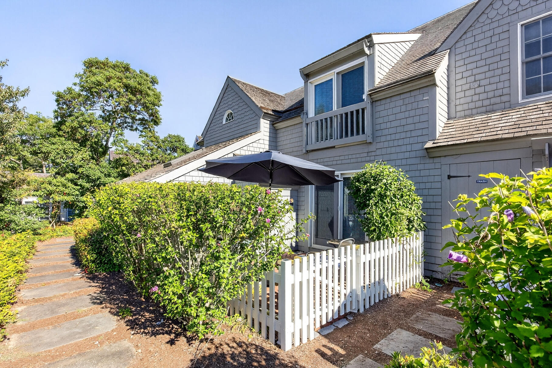 33 Landmark Avenue Mashpee MA 02649