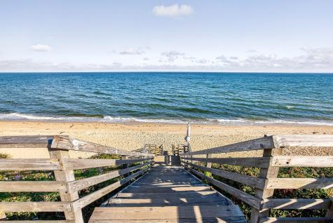 33 Landmark Avenue Mashpee MA 02649