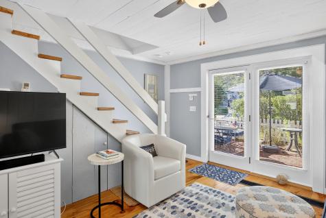 33 Landmark Avenue Mashpee MA 02649