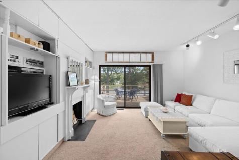 190 Bayfront Way Teaticket MA 02536