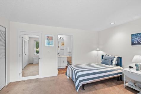 190 Bayfront Way Teaticket MA 02536
