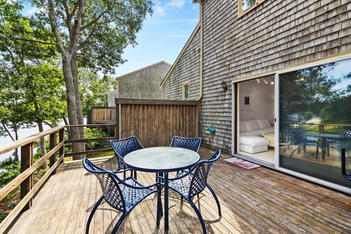 190 Bayfront Way Teaticket MA 02536