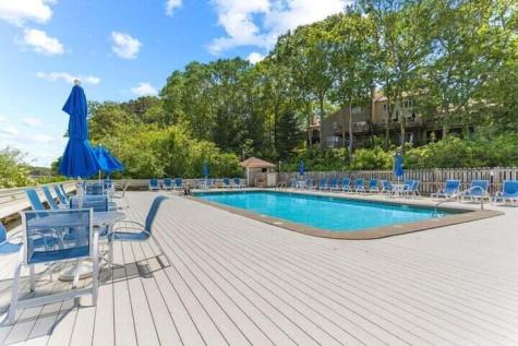 190 Bayfront Way Teaticket MA 02536