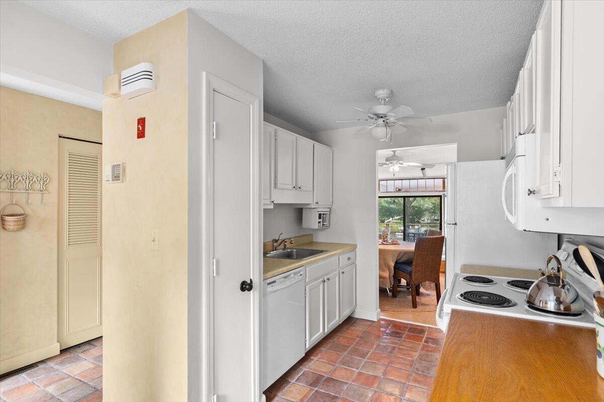 190 Bayfront Way Teaticket MA 02536