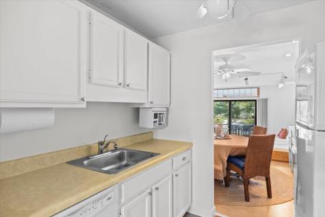 190 Bayfront Way Teaticket MA 02536