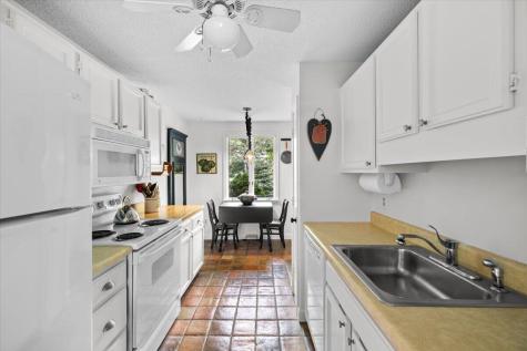 190 Bayfront Way Teaticket MA 02536