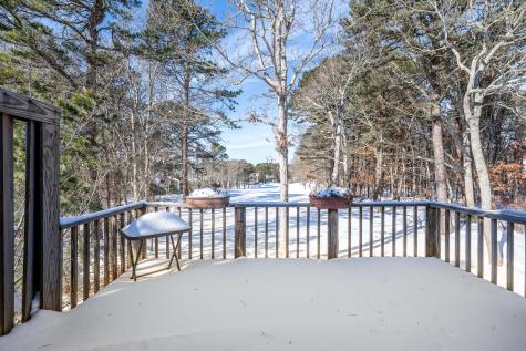 8 Oak Glen Yarmouth MA 02675