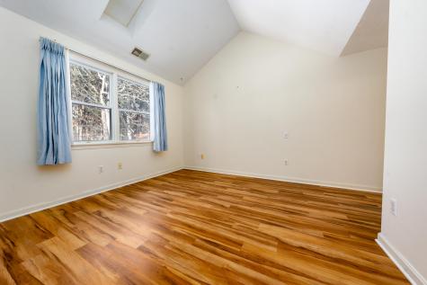 8 Oak Glen Yarmouth MA 02675