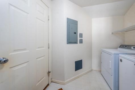 8 Oak Glen Yarmouth MA 02675