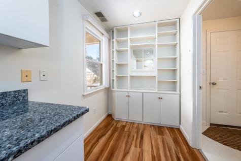 8 Oak Glen Yarmouth MA 02675