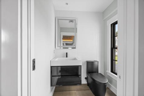 404 Commercial Street Provincetown MA 02657