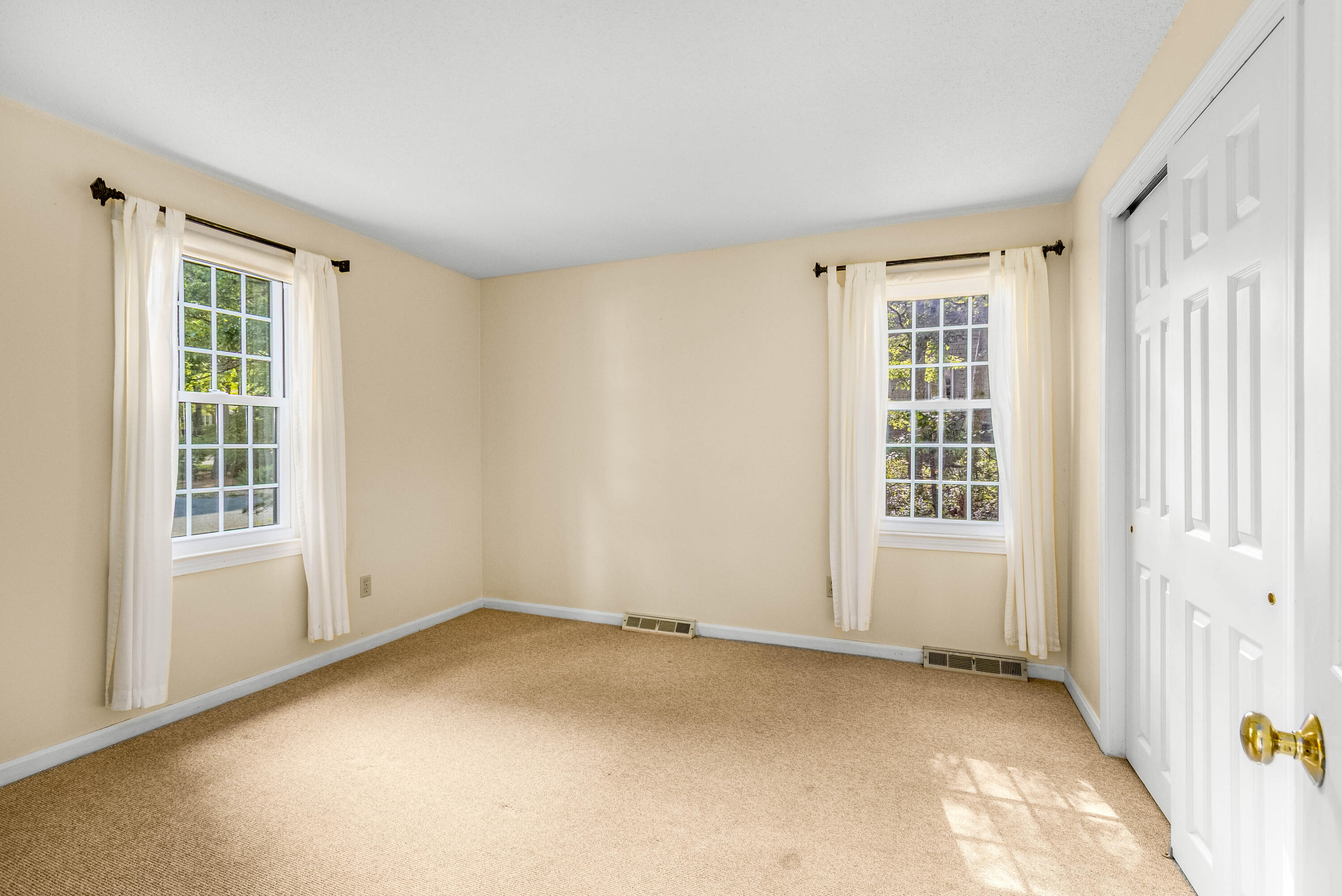 59 Debs Hill Road Yarmouth Port MA 02675