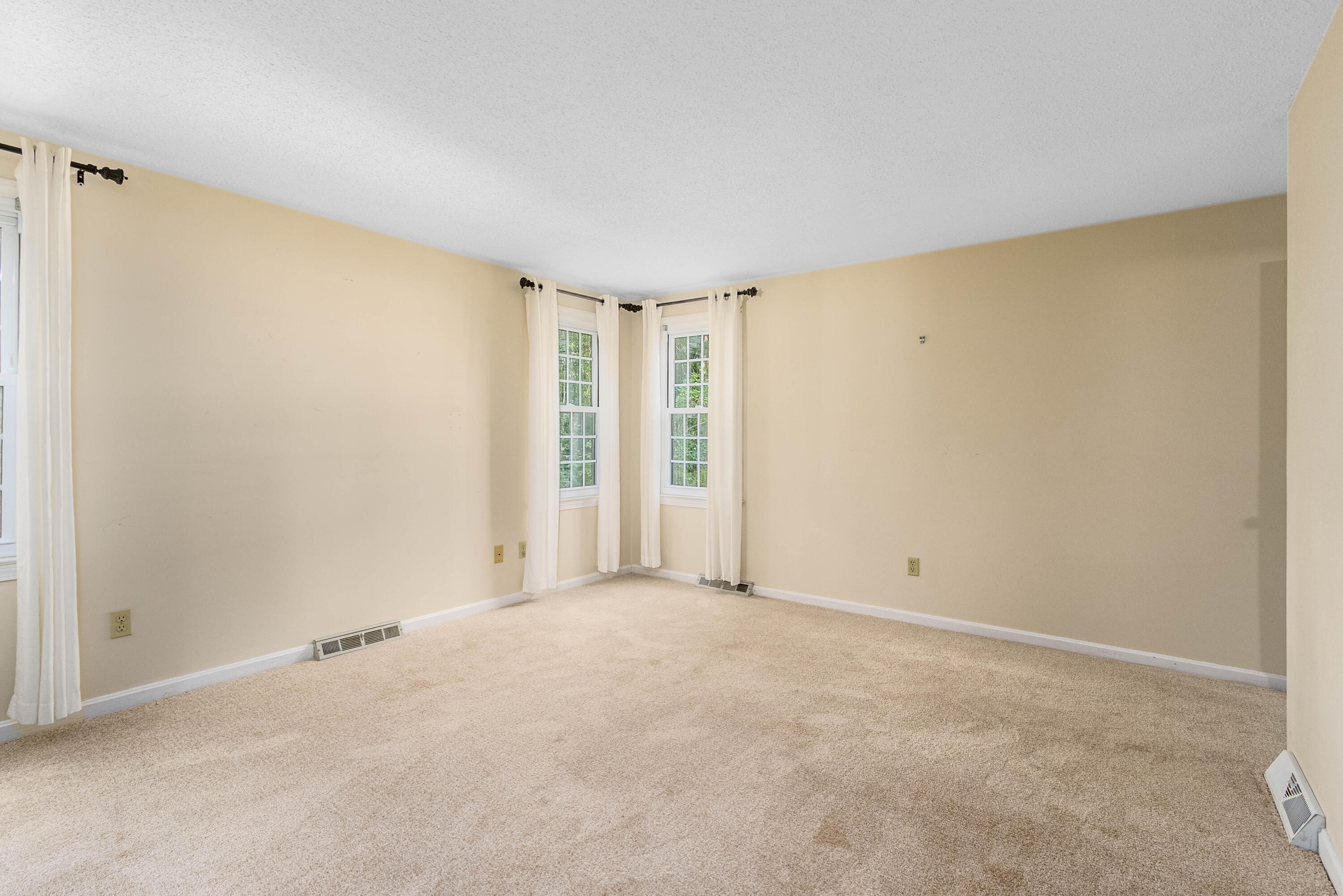 59 Debs Hill Road Yarmouth Port MA 02675