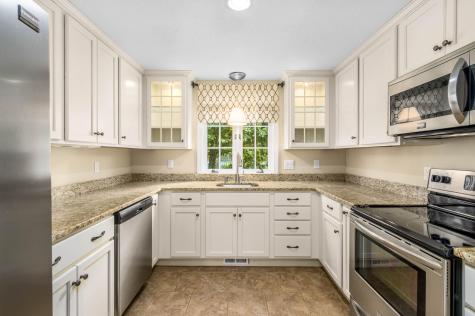 59 Debs Hill Road Yarmouth Port MA 02675